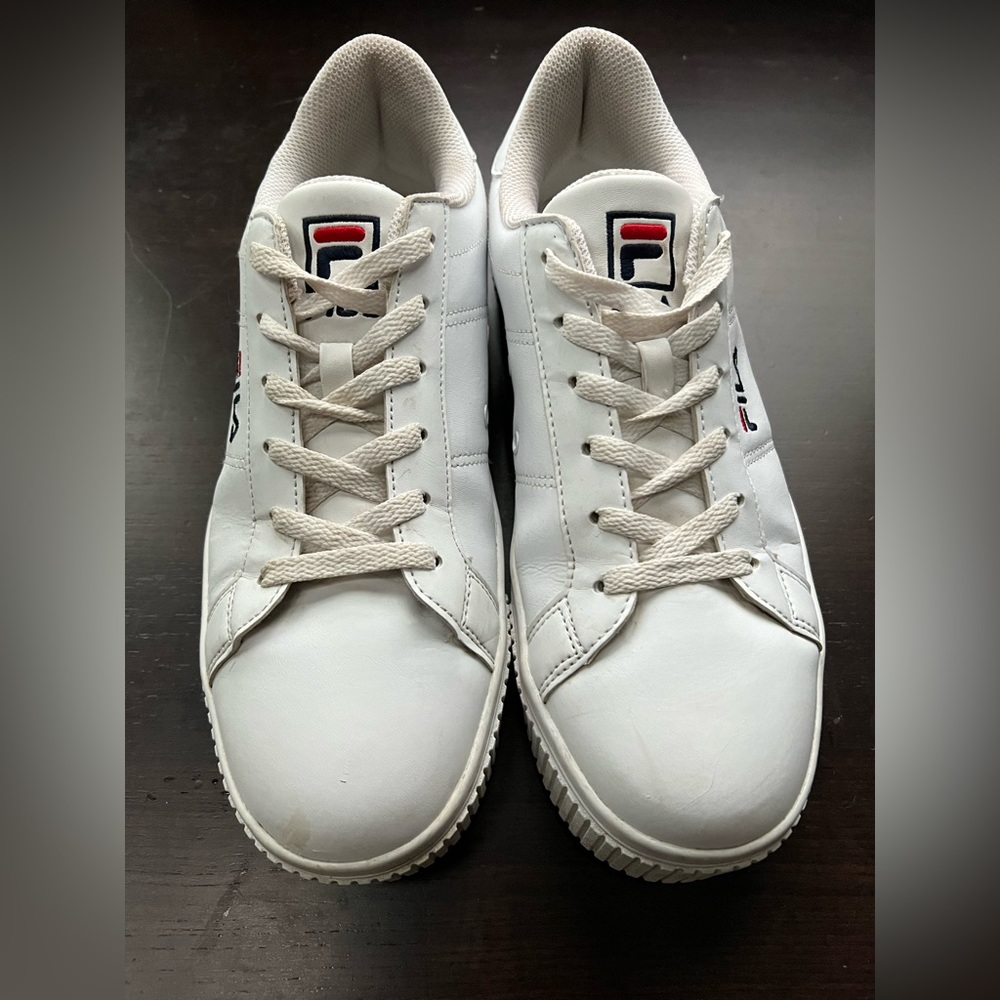 Women’s size 11 Fila sneakers